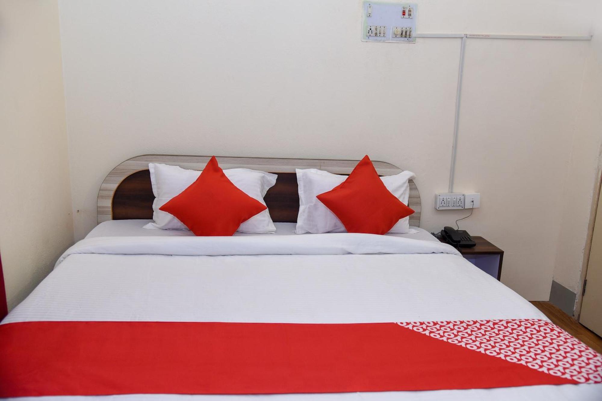 Hotel O Vibrant Inn Danapur Exterior foto
